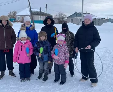 Каникулы прекрасная пора для отдыха, новых знакомств и веселья!