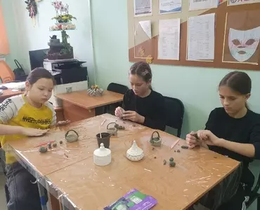 «Живая глина»